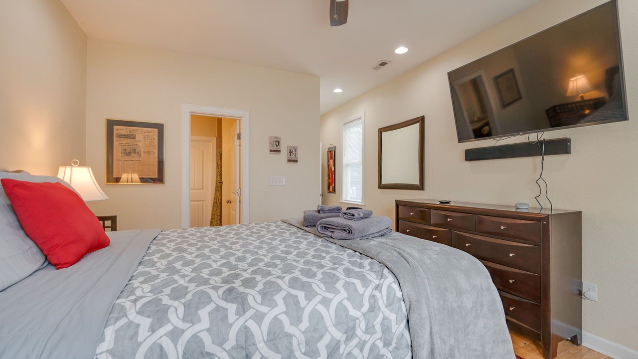 Photo of Bedroom in Buckroe Beach