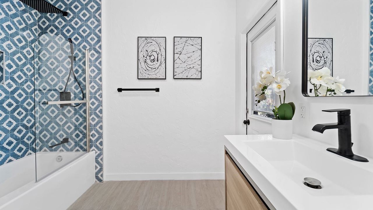 Photo of Bathroom in Davie