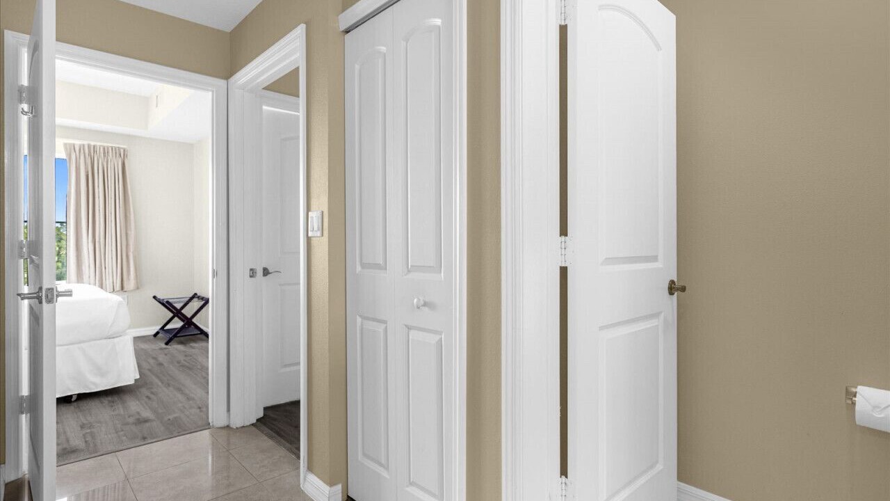 Photo of Bedroom in Florida Center