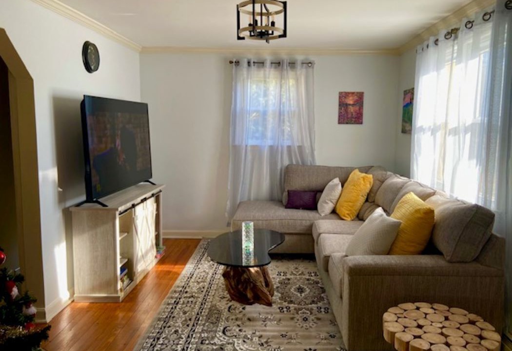 Photo of Livingroom in New Windsor