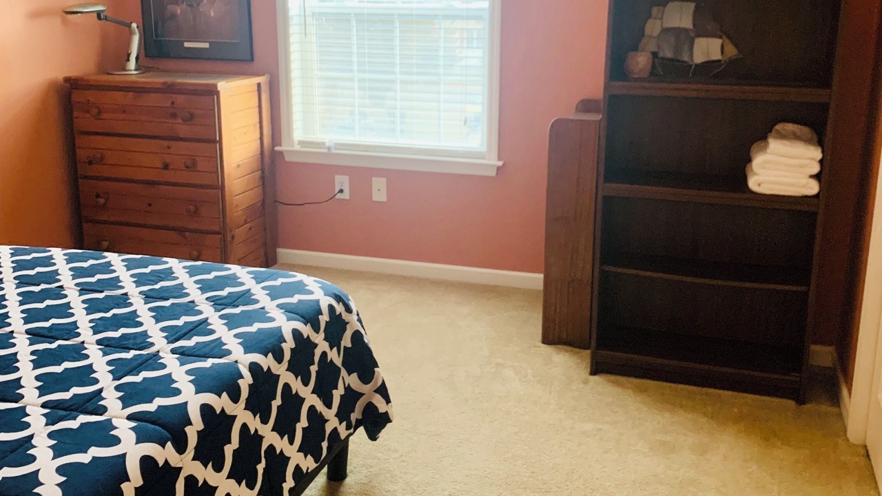 Photo of Bedroom in Norfolk - Virginia Beach