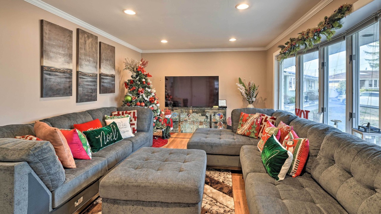 Photo of Livingroom in Commack