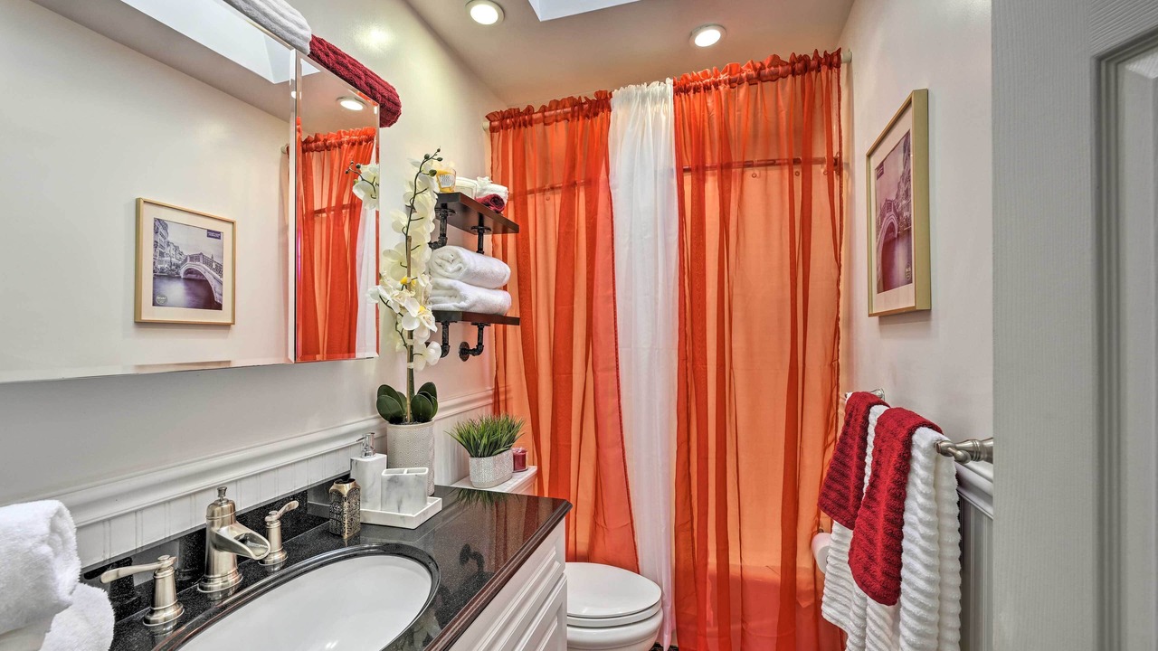 Photo of Bathroom in Commack