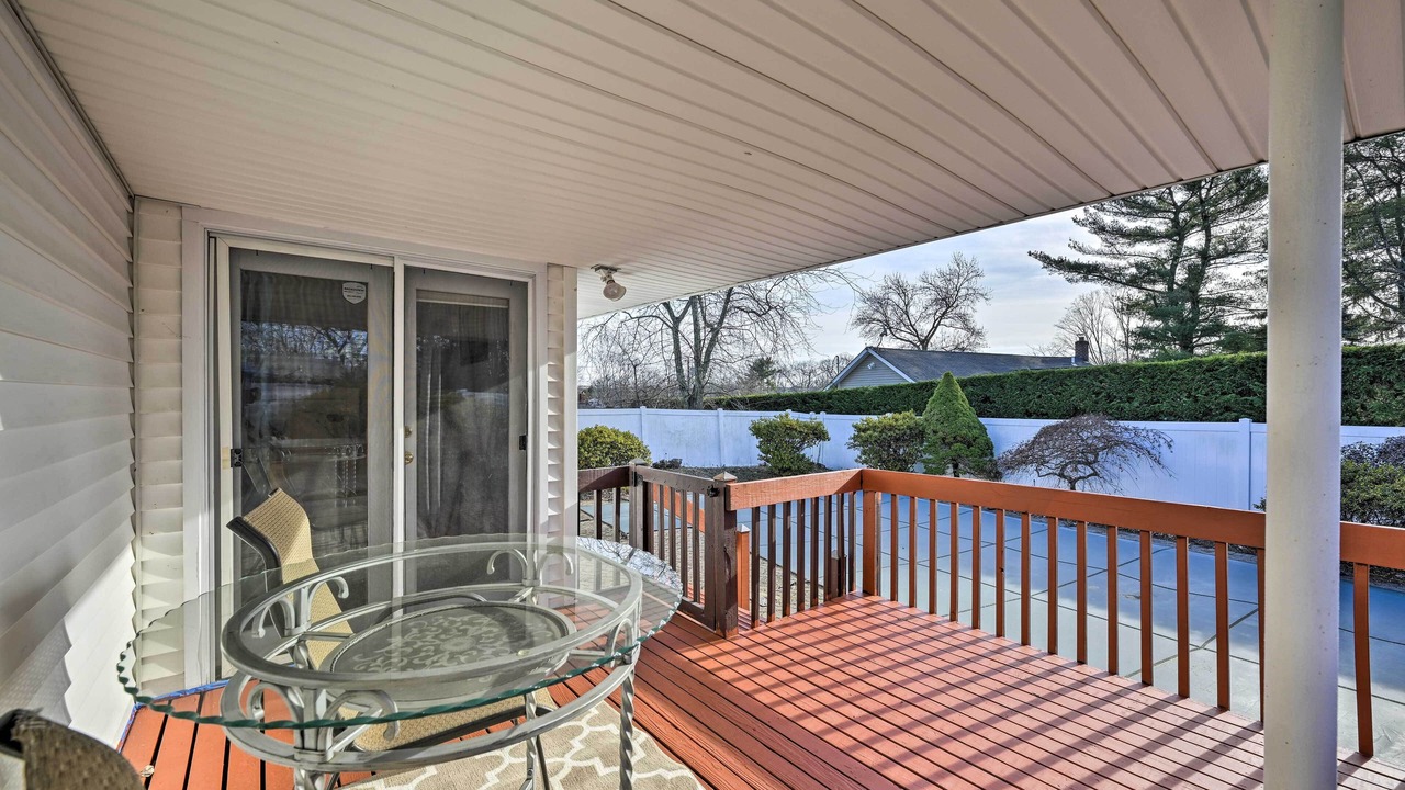 Photo of Patio Balcony in Commack