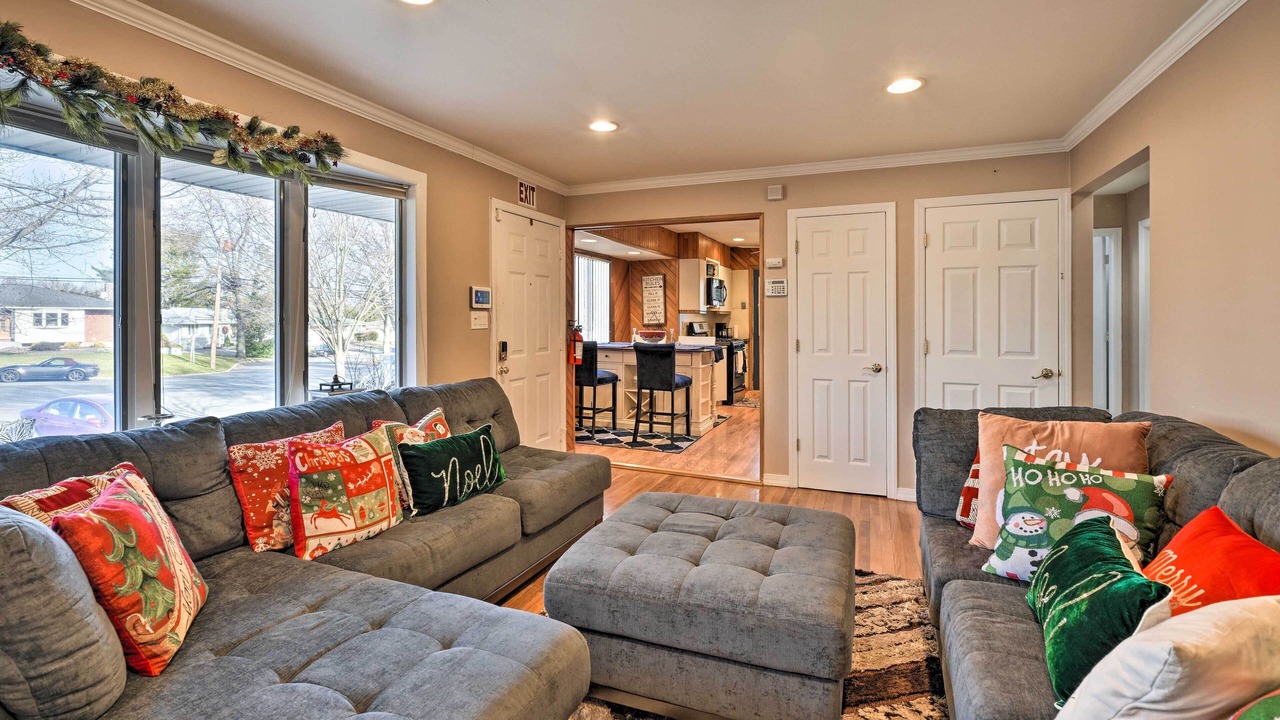 Photo of Livingroom in Commack