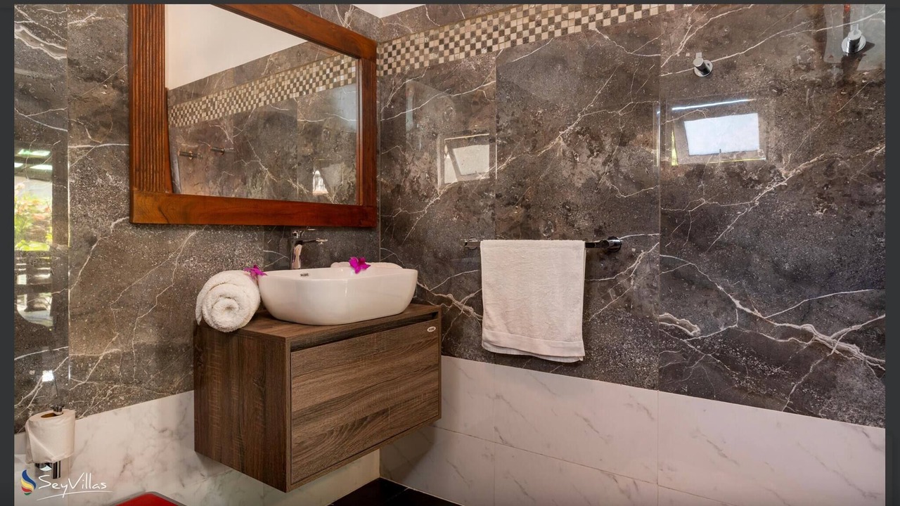 Photo of Bathroom in Zig Zag Ward