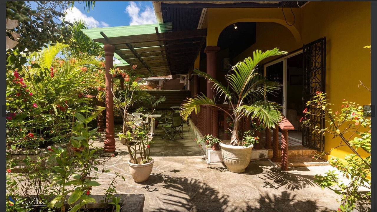 Photo of Outdoor in Zig Zag Ward