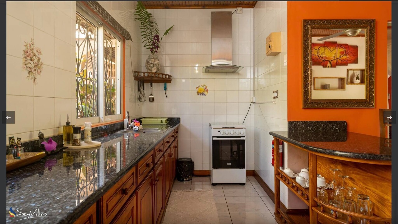 Photo of Kitchen in Zig Zag Ward