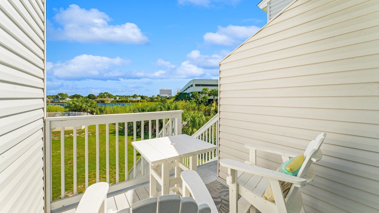 Photo of Patio Balcony in El Centro Beach