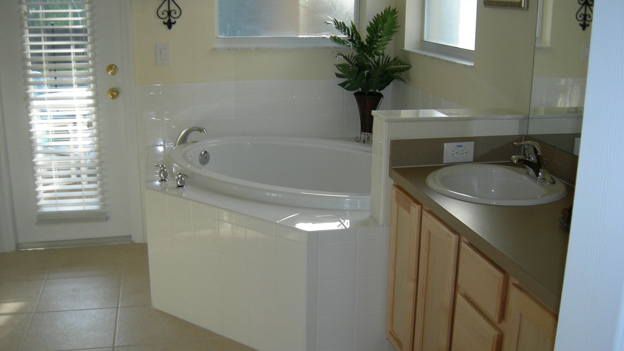Photo of Bathroom in Cypress Pointe