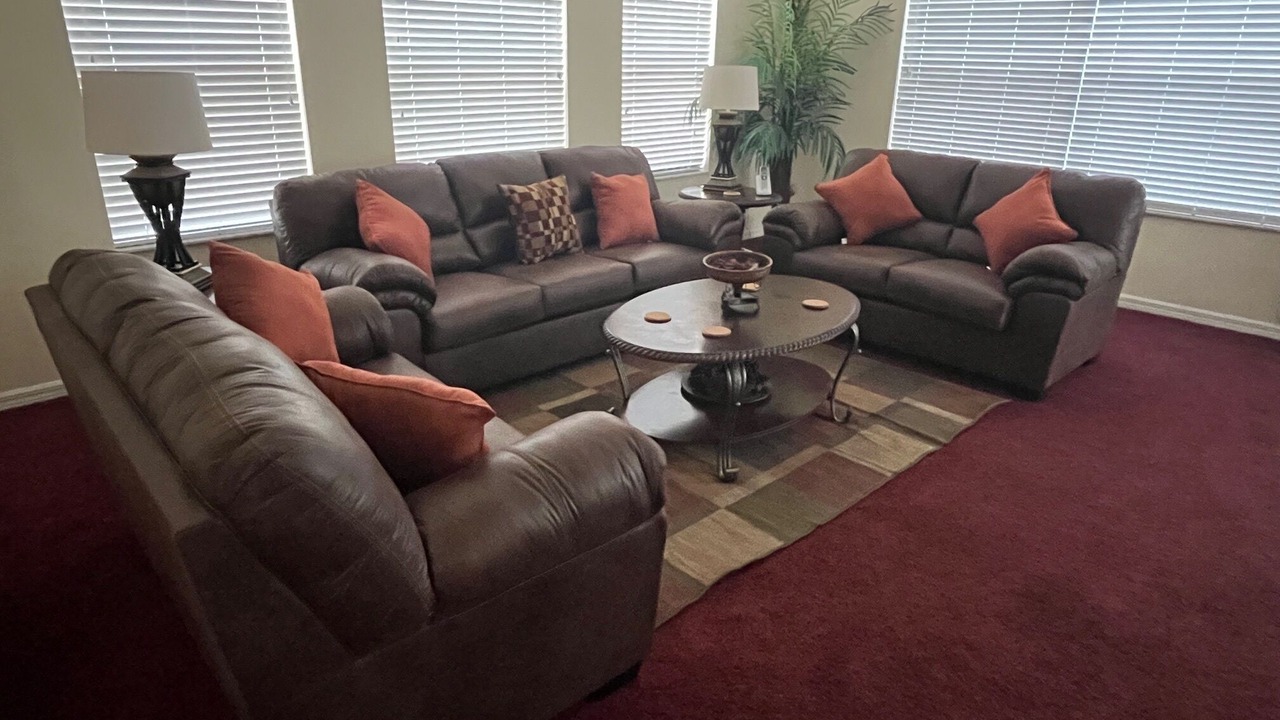 Photo of Livingroom in Cypress Pointe