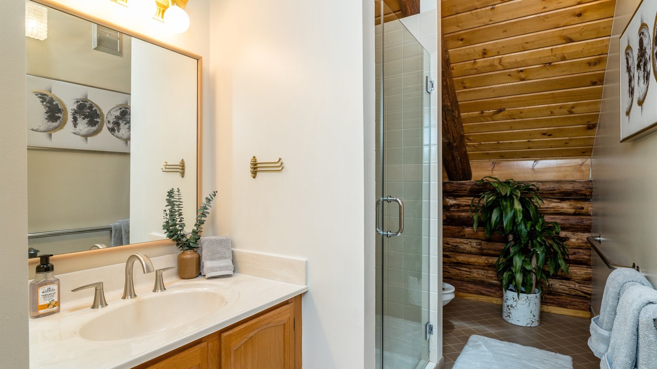 Photo of Bathroom in Front Royal