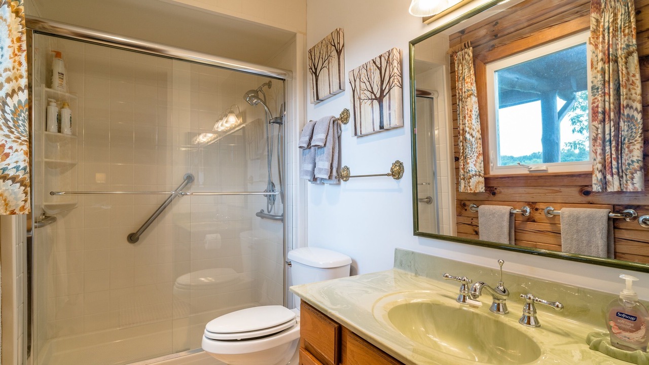 Photo of Bathroom in Front Royal