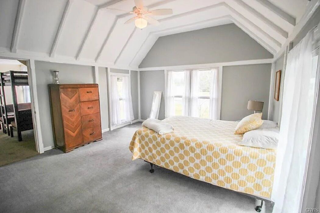 Photo of Bedroom in Melrose Park