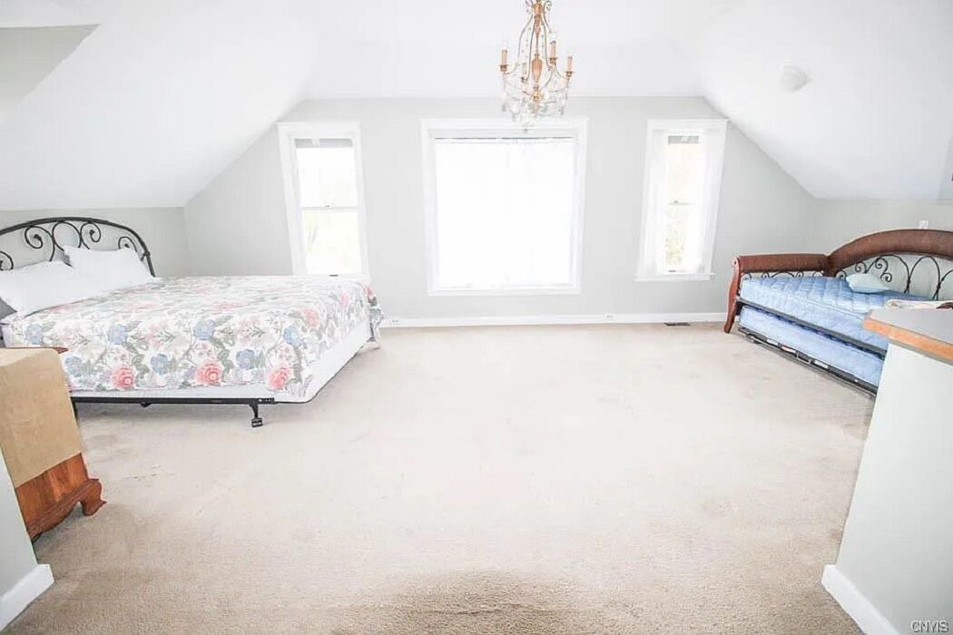 Photo of Bedroom in Melrose Park