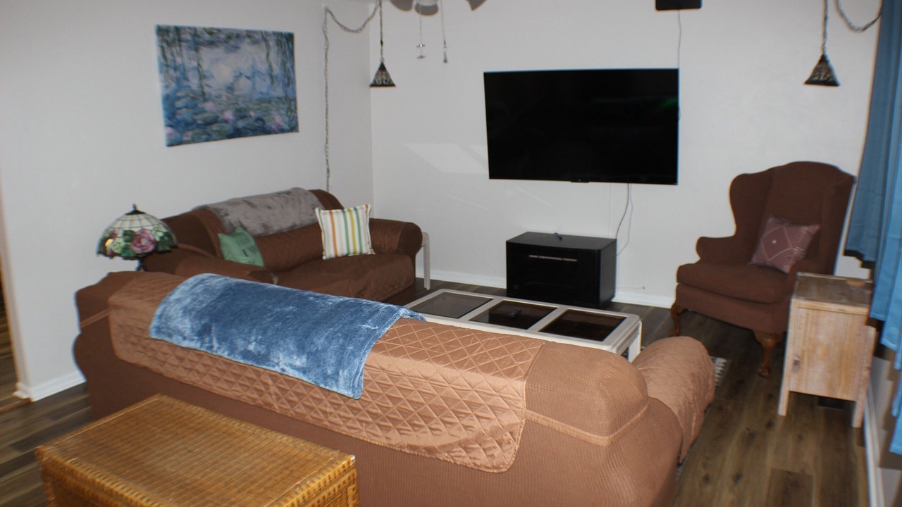 Photo of Livingroom in Norfolk - Virginia Beach