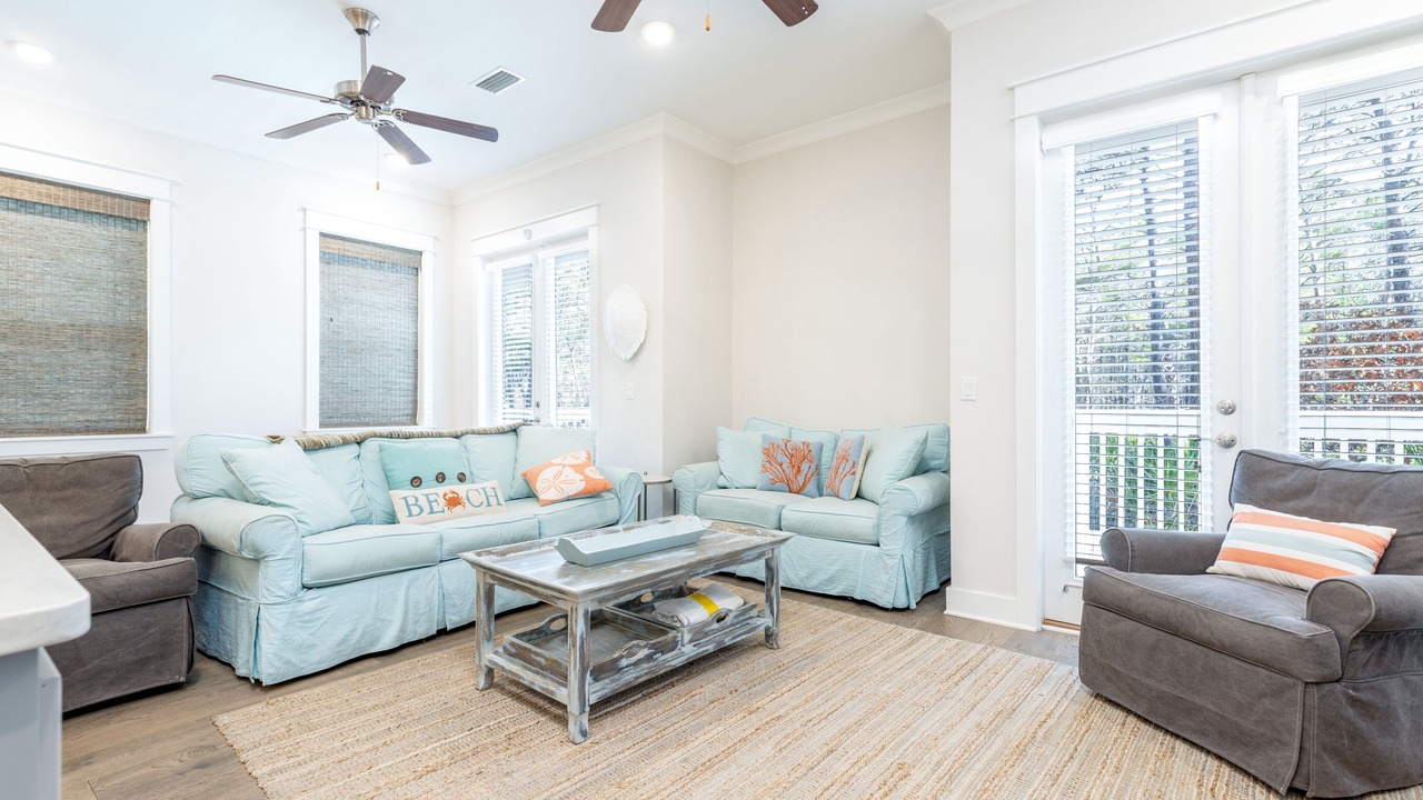 Photo of Livingroom in WaterSound Beach