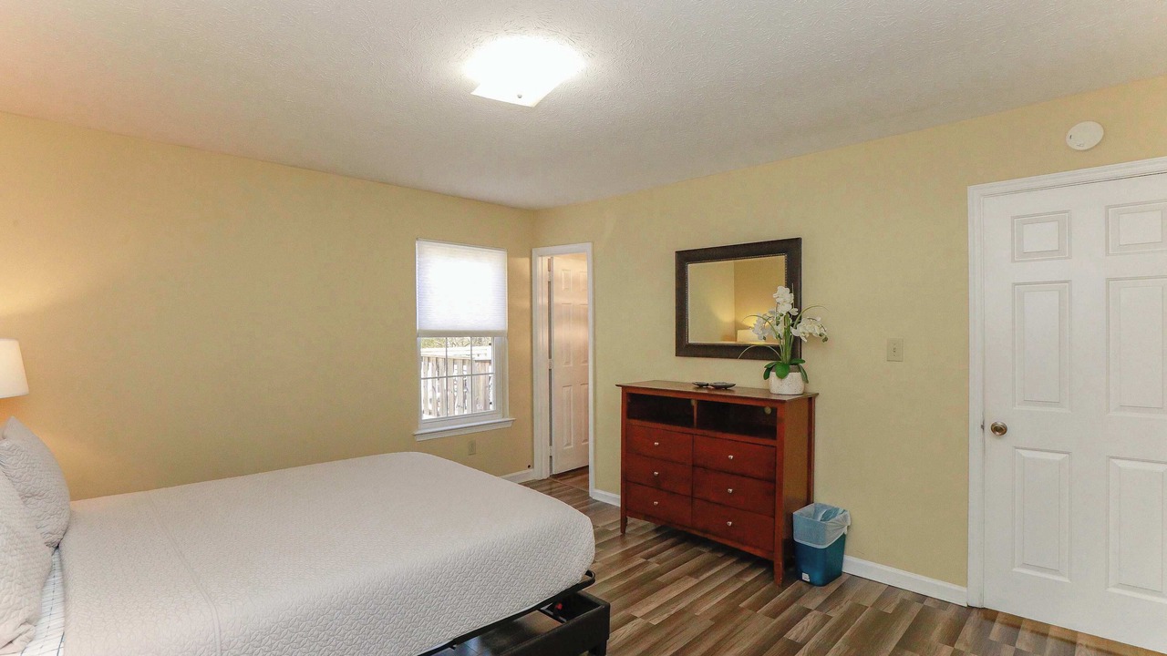 Photo of Bedroom in North Newport News