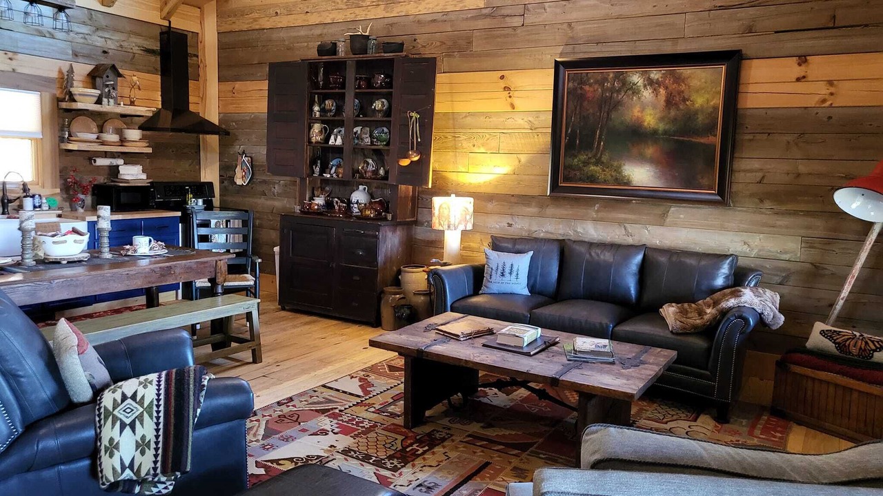 Photo of Livingroom in Austinville