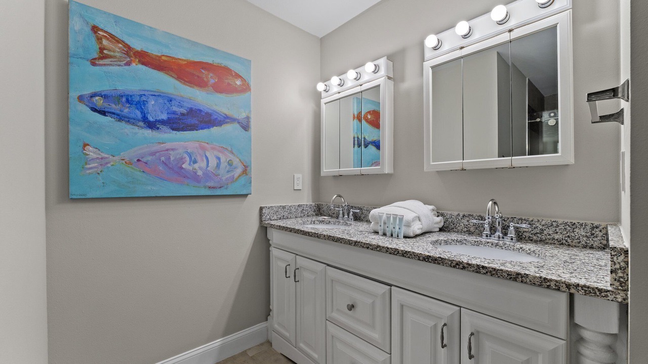Photo of Bathroom in Crystal Shores