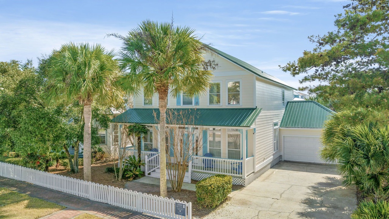Photo of Outdoor in Crystal Shores