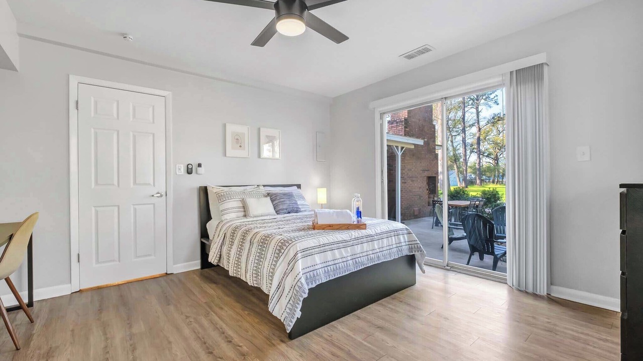 Photo of Bedroom in Tallahassee