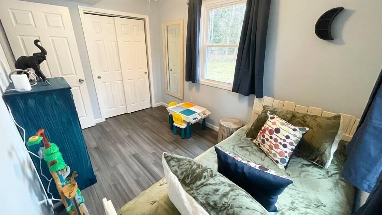 Photo of Bedroom in Schenectady