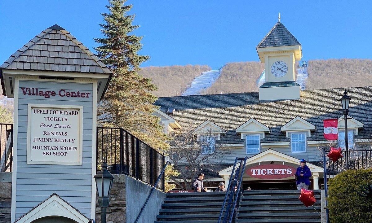 Photo of Outdoor in Hancock