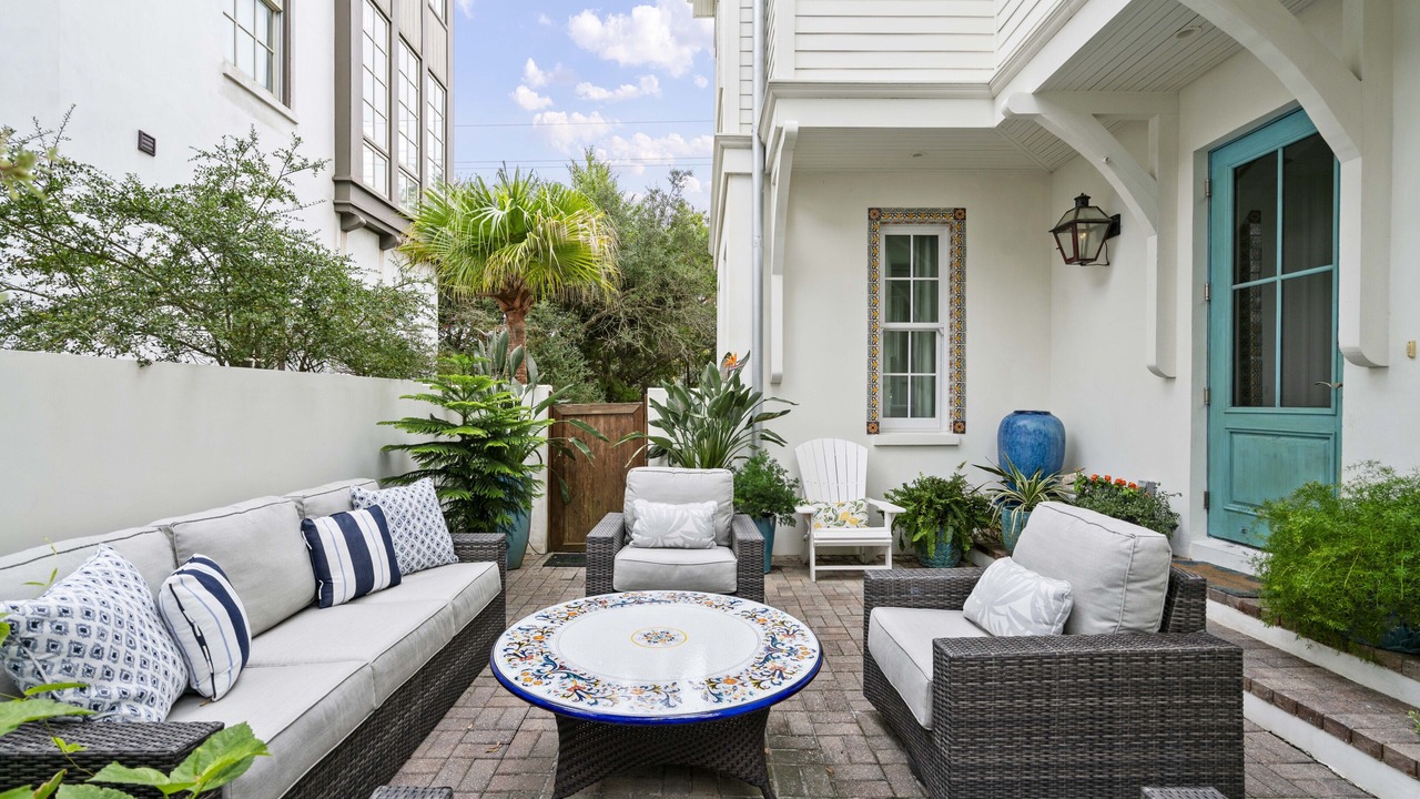 Photo of Patio Balcony in SeaNest Village