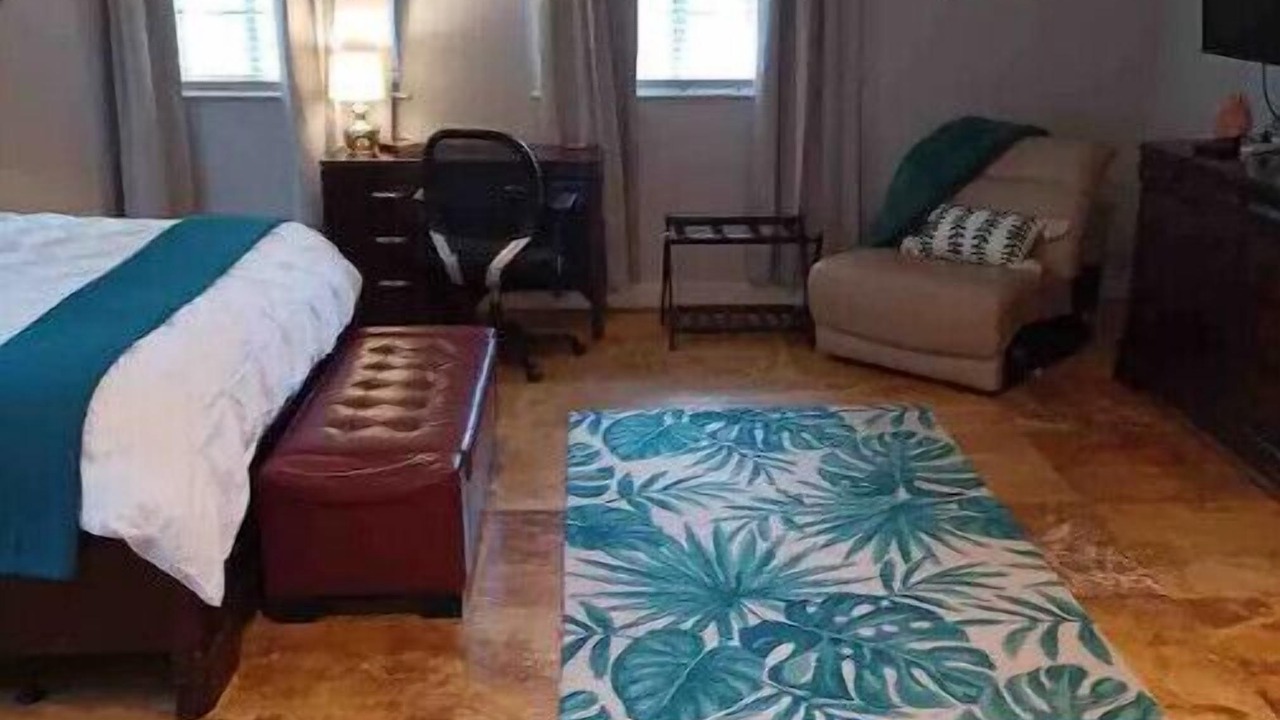 Photo of Bedroom in Middle River Terrace