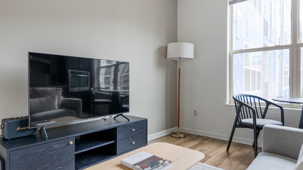 Photo of Livingroom in Assembly Square