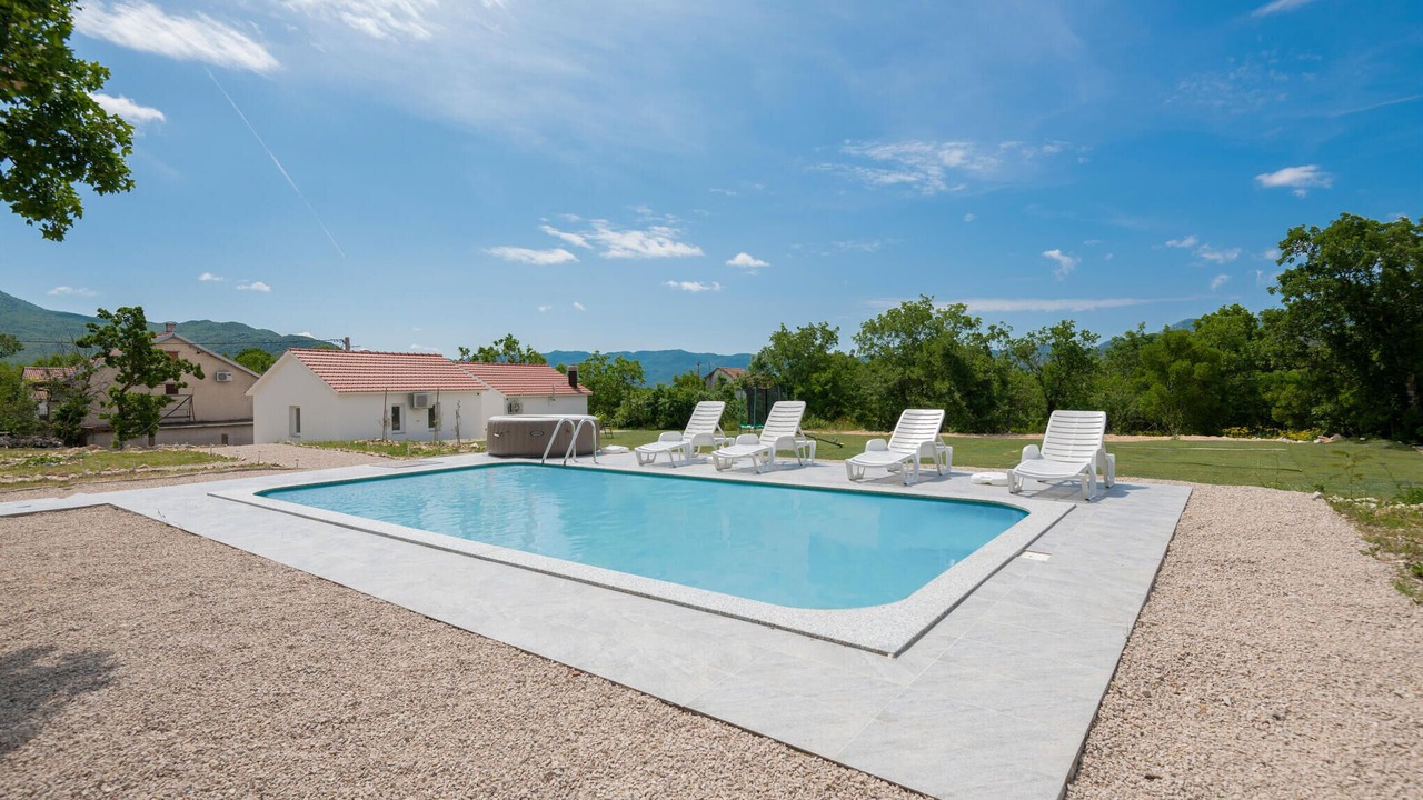 Photo of Outdoor in Zavojane