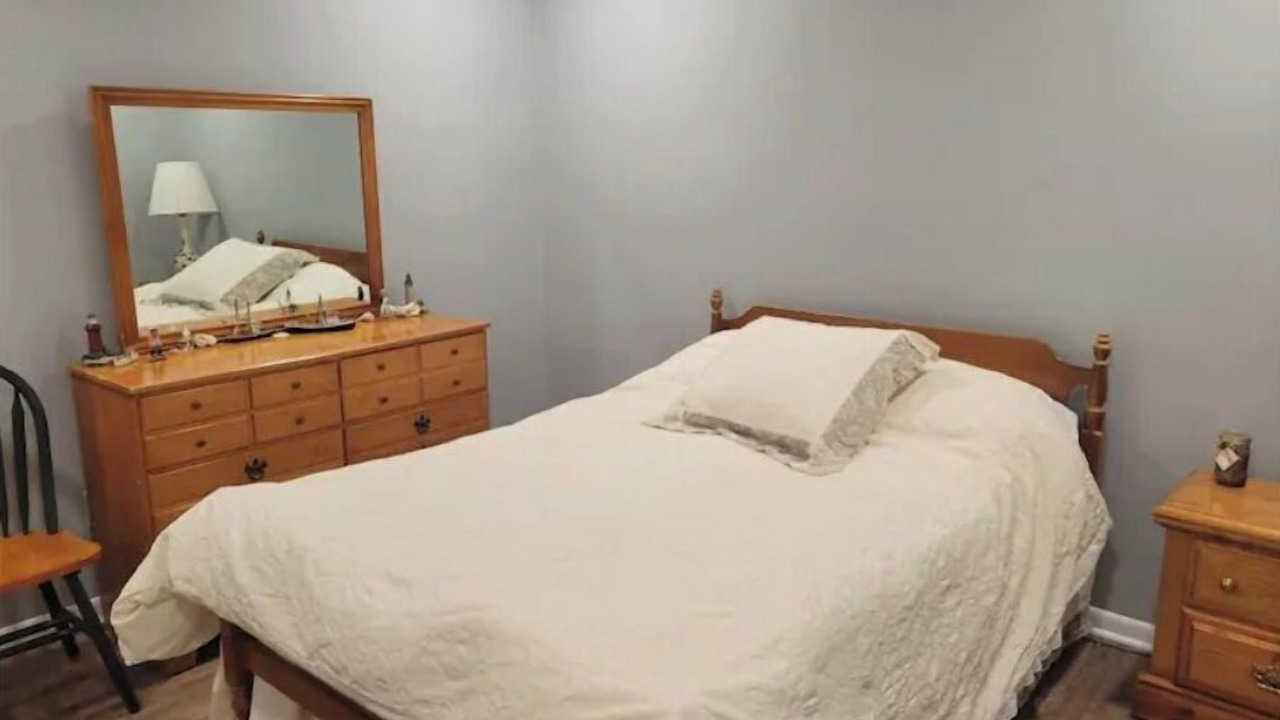 Photo of Bedroom in Glens Falls