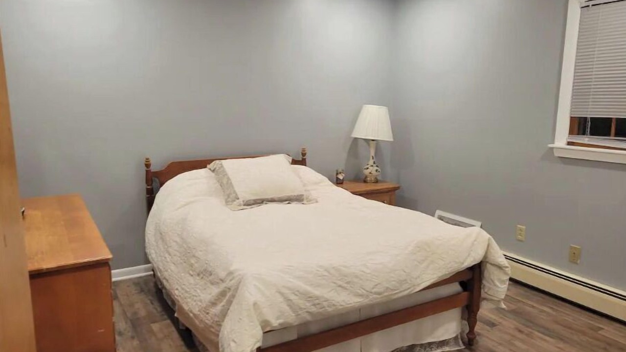Photo of Bedroom in Glens Falls