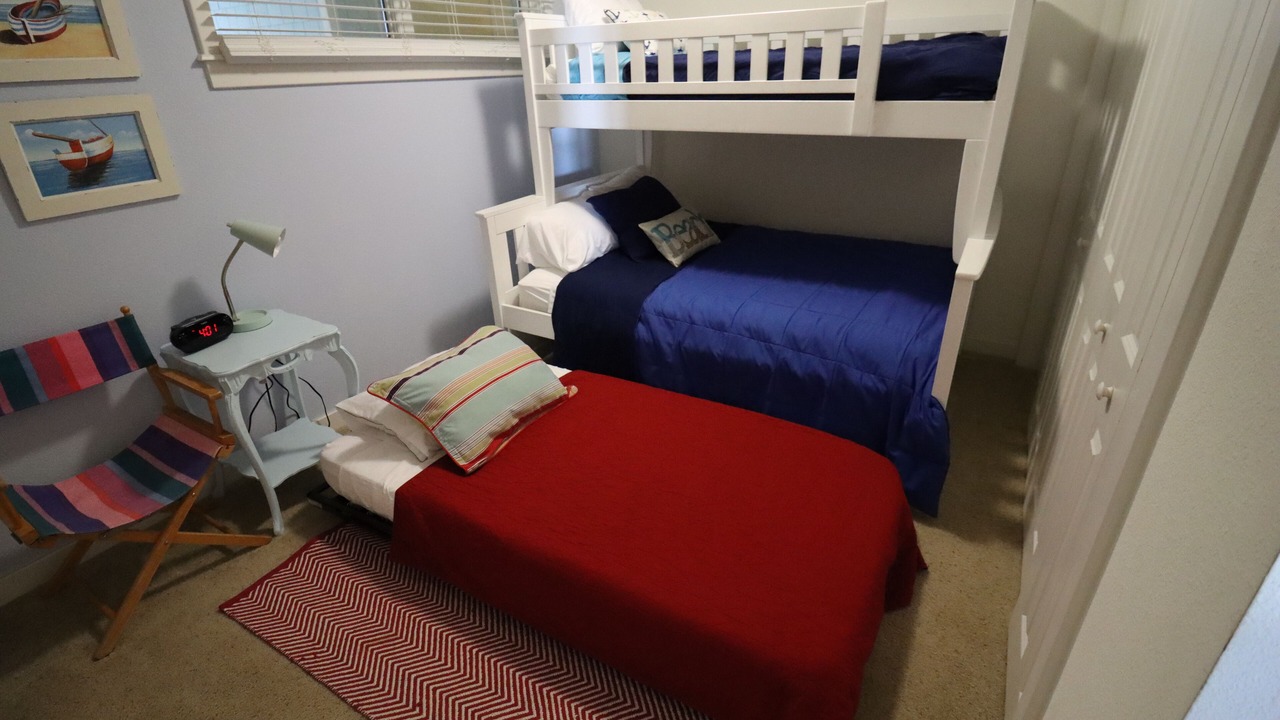 Photo of Bedroom in Sandbridge