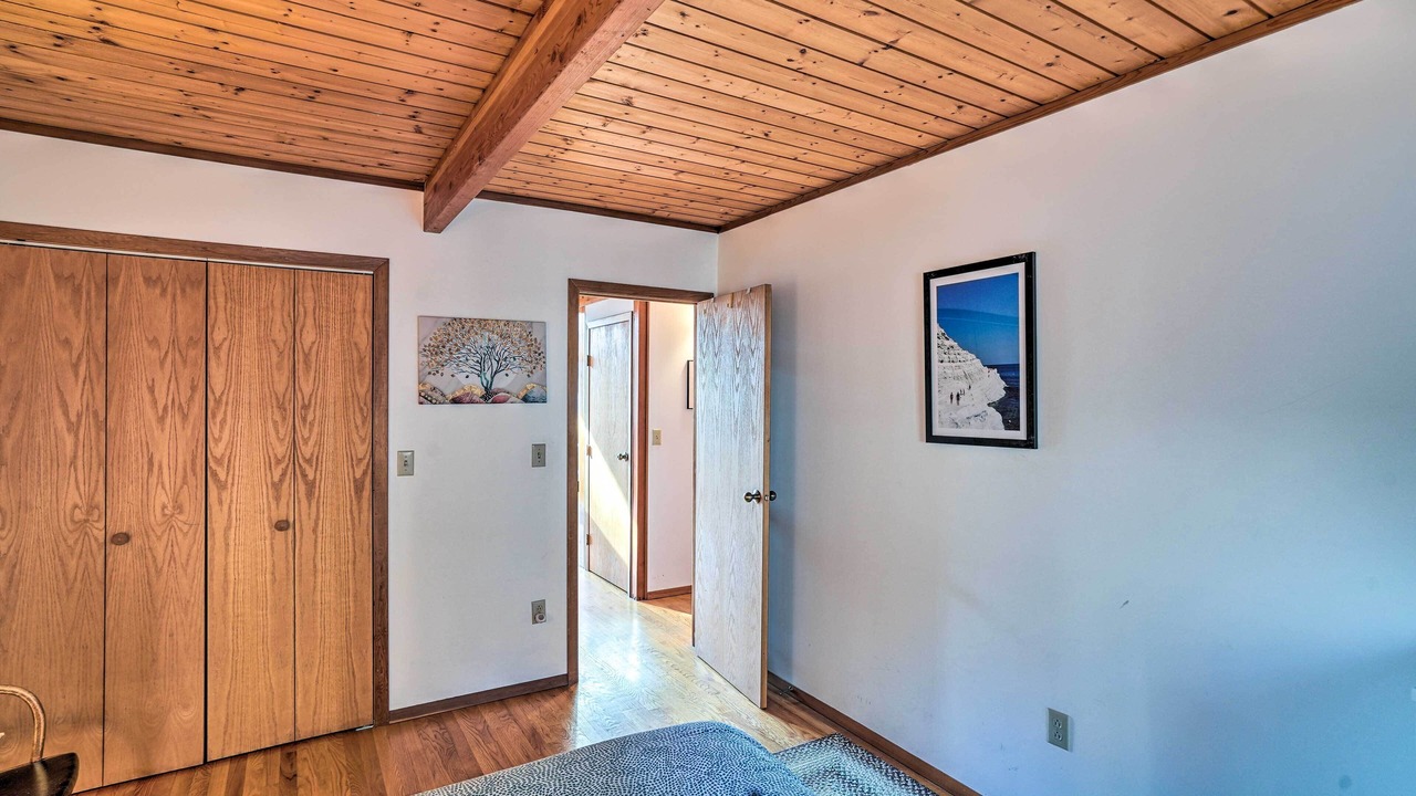 Photo of Bedroom in Otis