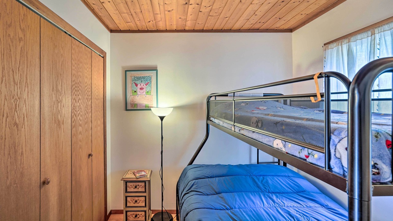 Photo of Bedroom in Otis