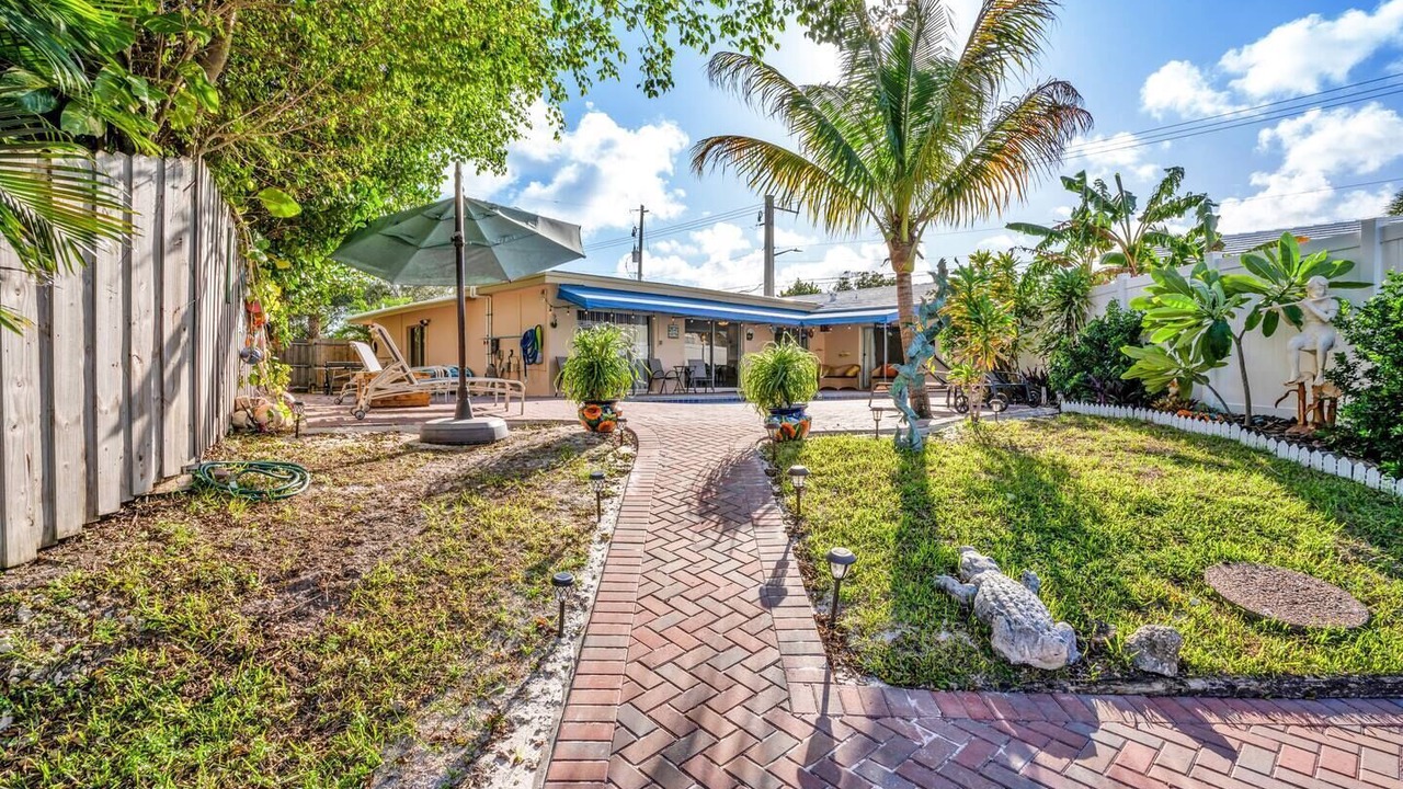 Photo of Outdoor in Garden Isles