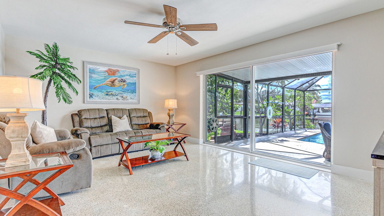 Photo of Livingroom in Venetian Way