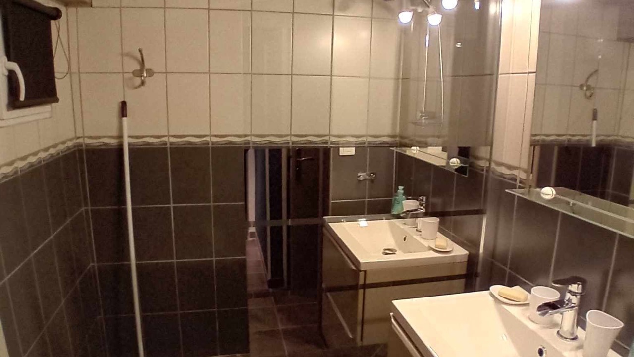 Photo of Bathroom in Pedernec