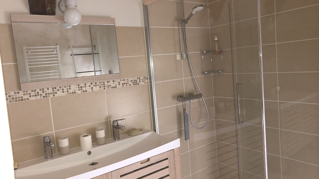 Photo of Bathroom in Saint-Priest