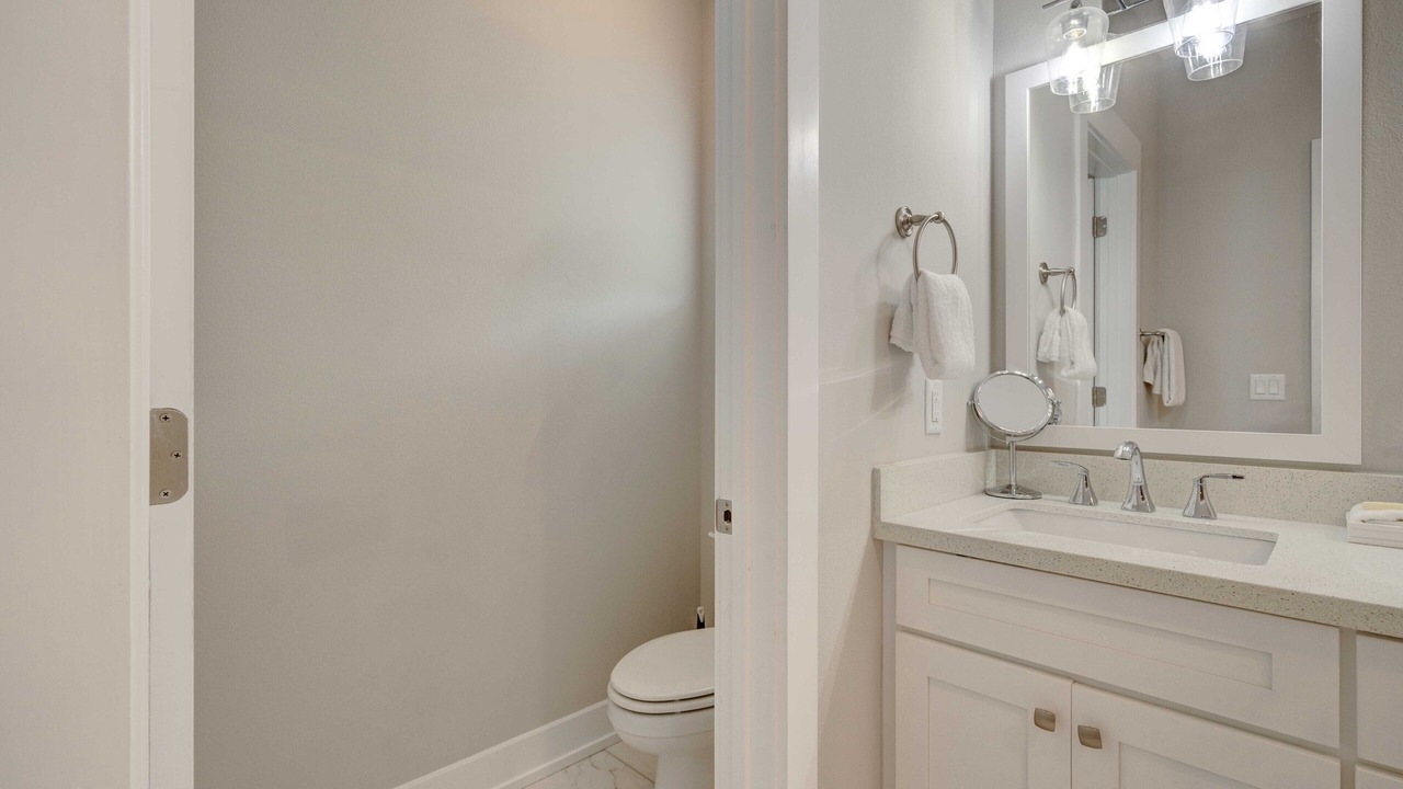 Photo of Bathroom in El Centro Beach