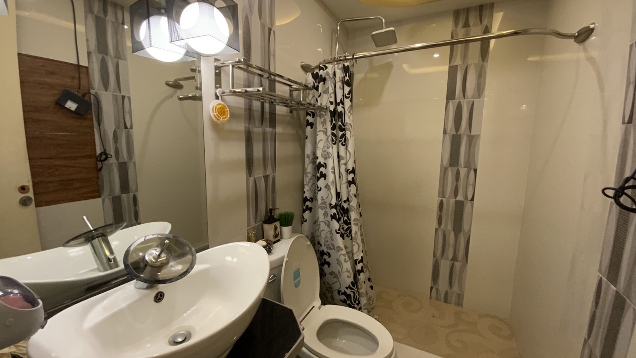 Photo of Bathroom in Bagumbayan