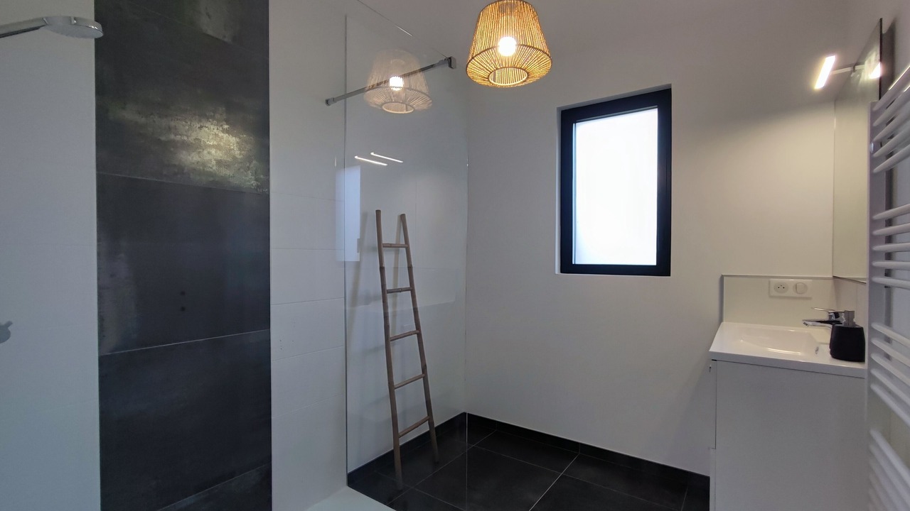 Photo of Bathroom in Plouezec
