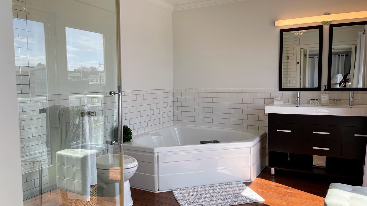 Photo of Bathroom in Prides Crossing