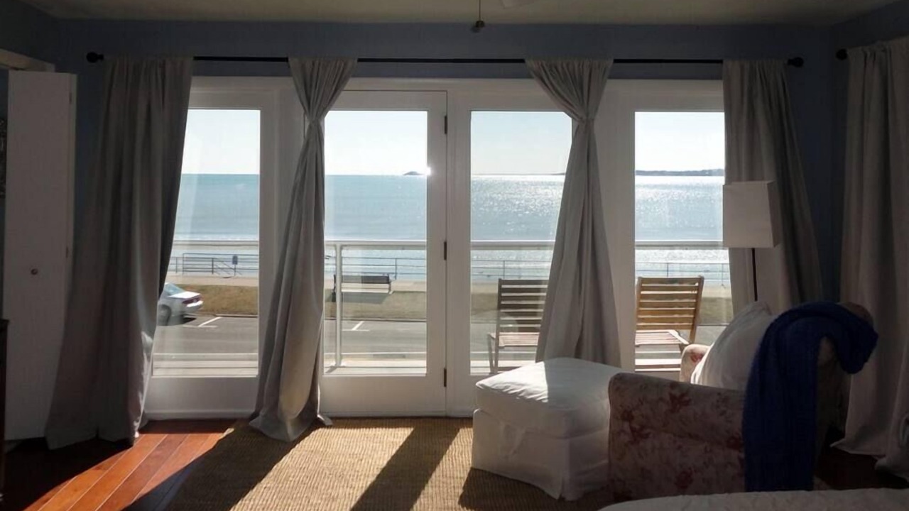 Photo of Bedroom in Prides Crossing