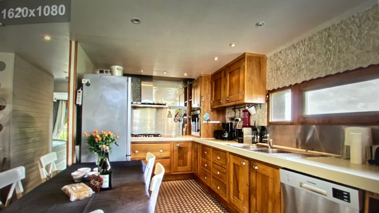 Photo of Kitchen in Saint-Michel-en-Greve