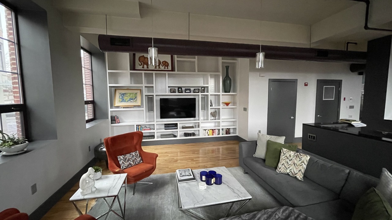 Photo of Livingroom in Downtown
