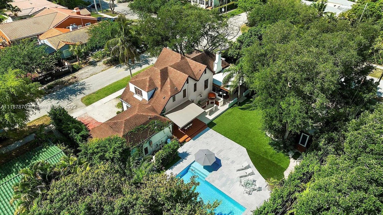 Photo of Outdoor in Northeast Miami