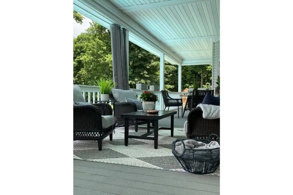 Photo of Patio Balcony in Charlestown